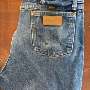 Wrangler Blue Men’s Bootcut Jeans with Leather Patch